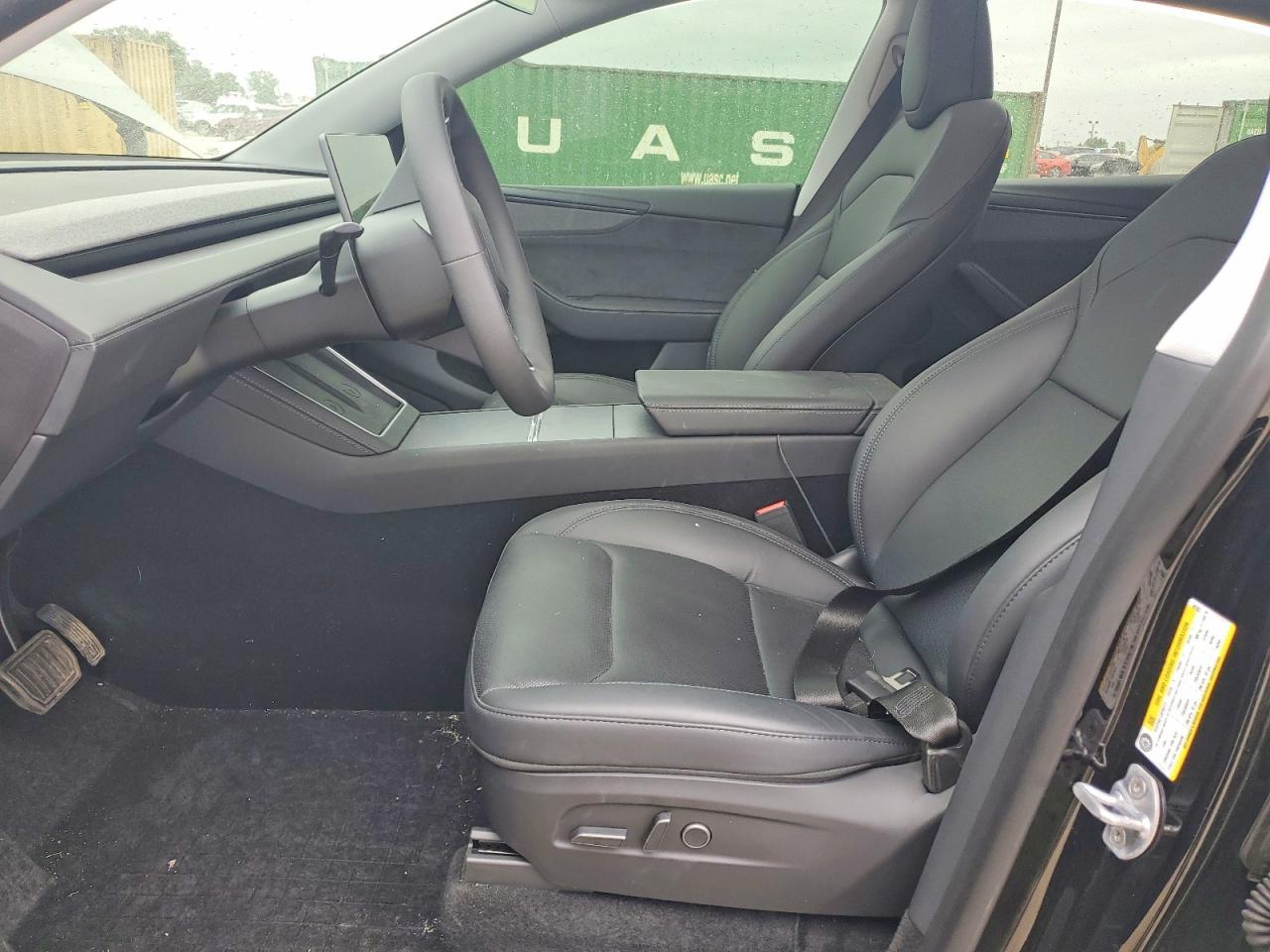 2026 Tesla Model Y - zdjęcie 7