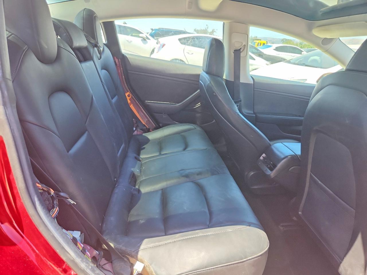 2018 Tesla Model 3 - zdjęcie 10