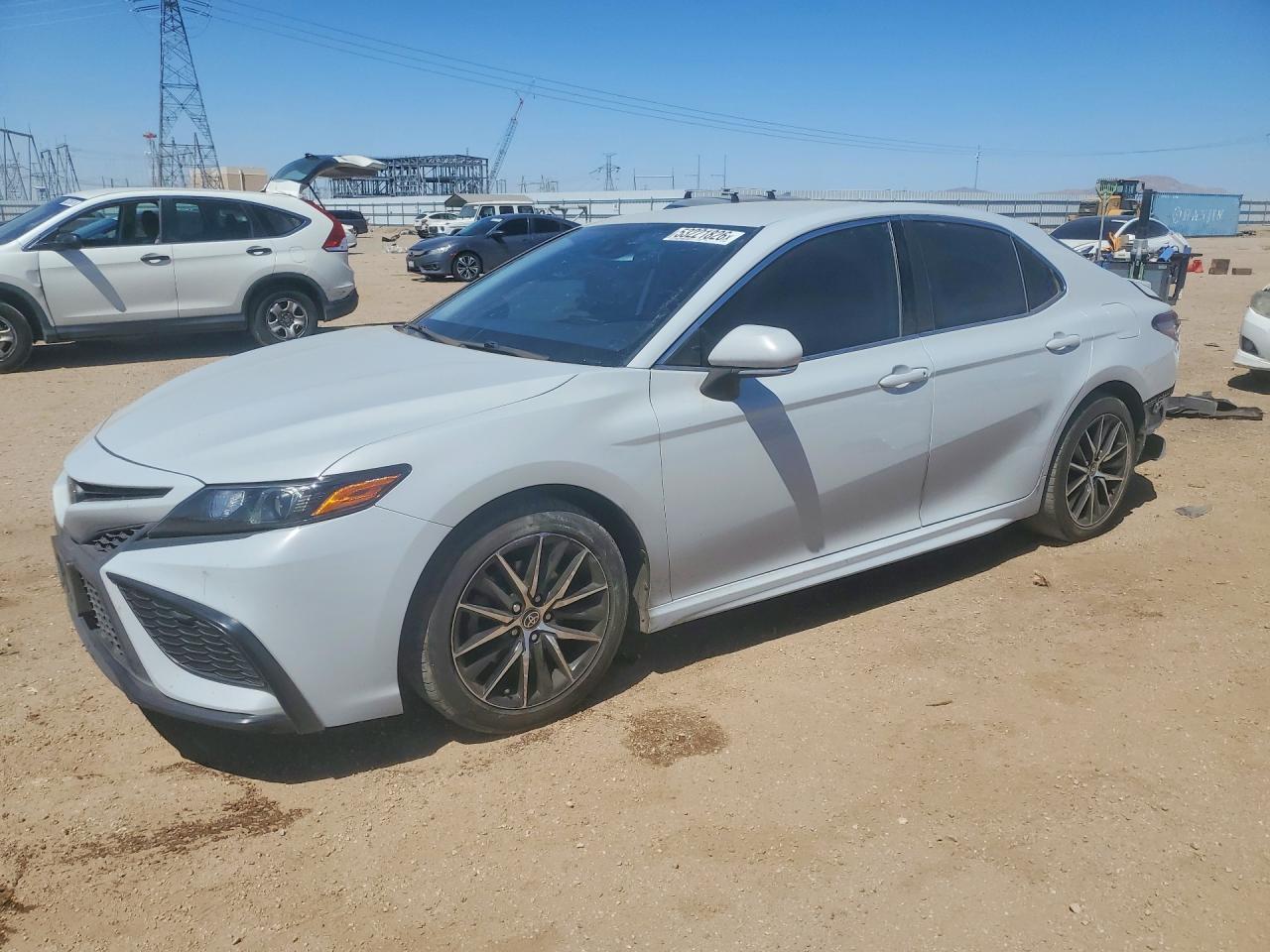 2022 Toyota Camry Se - zdjęcie główne