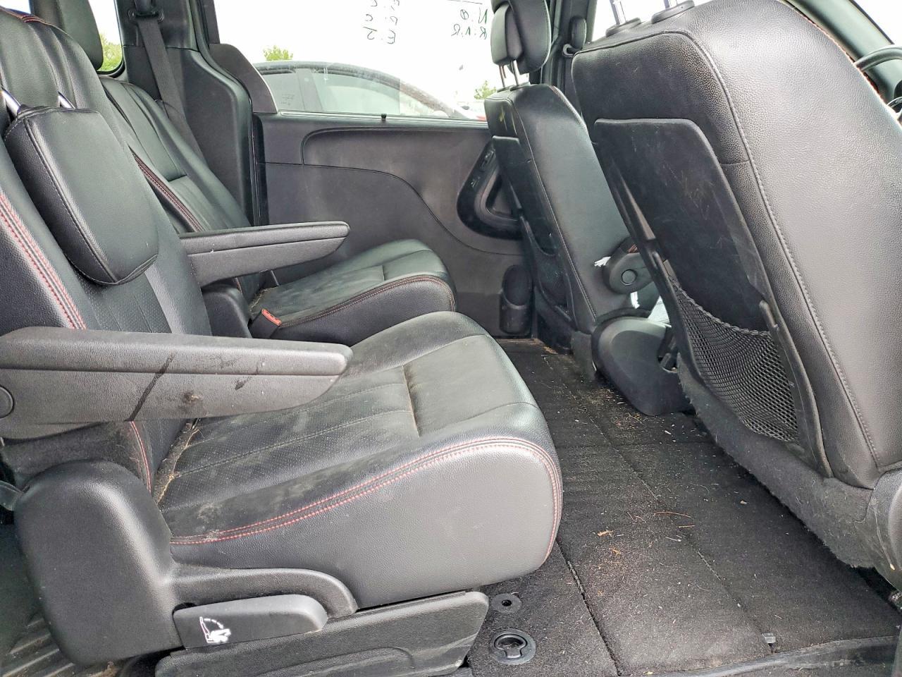 2017 Dodge Grand Caravan Gt - zdjęcie 10