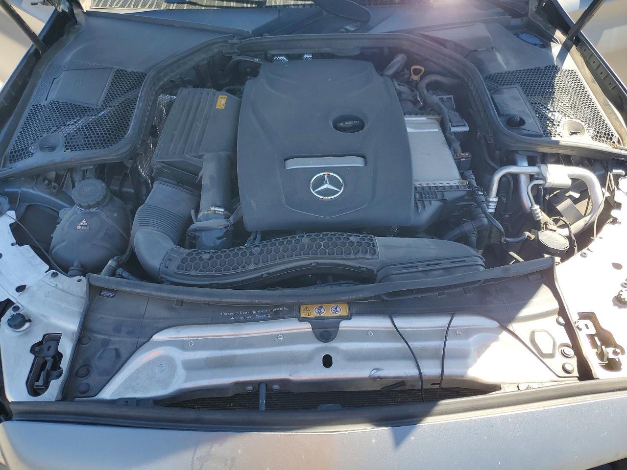 2018 Mercedes-Benz C 300 - zdjęcie 11
