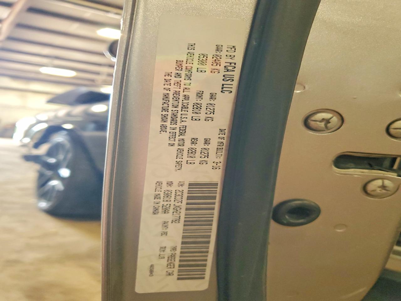 2016 Dodge Challenger R - zdjęcie 13