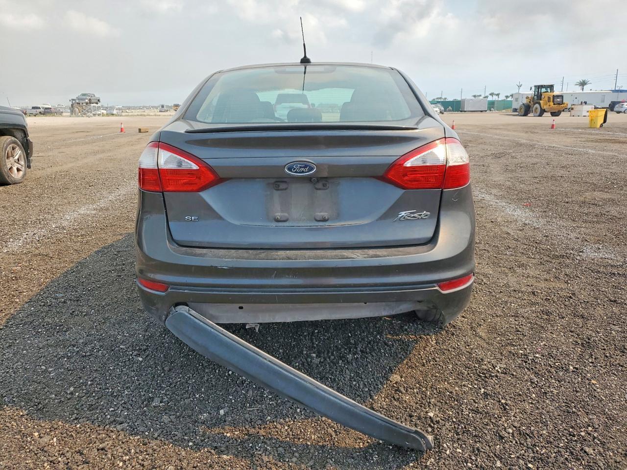 2019 Ford Fiesta Se - zdjęcie 6