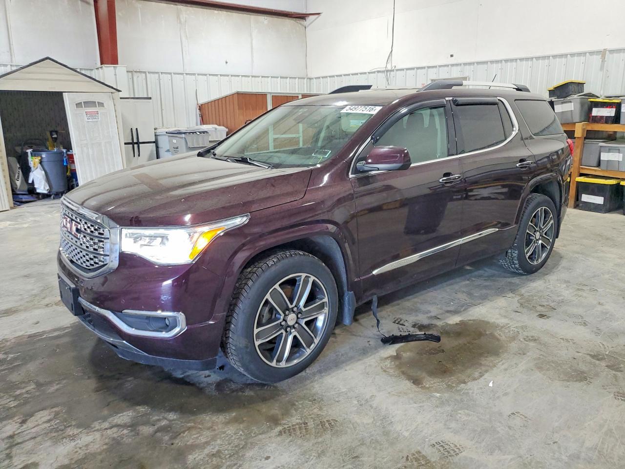 2018 GMC Acadia Denali - zdjęcie główne