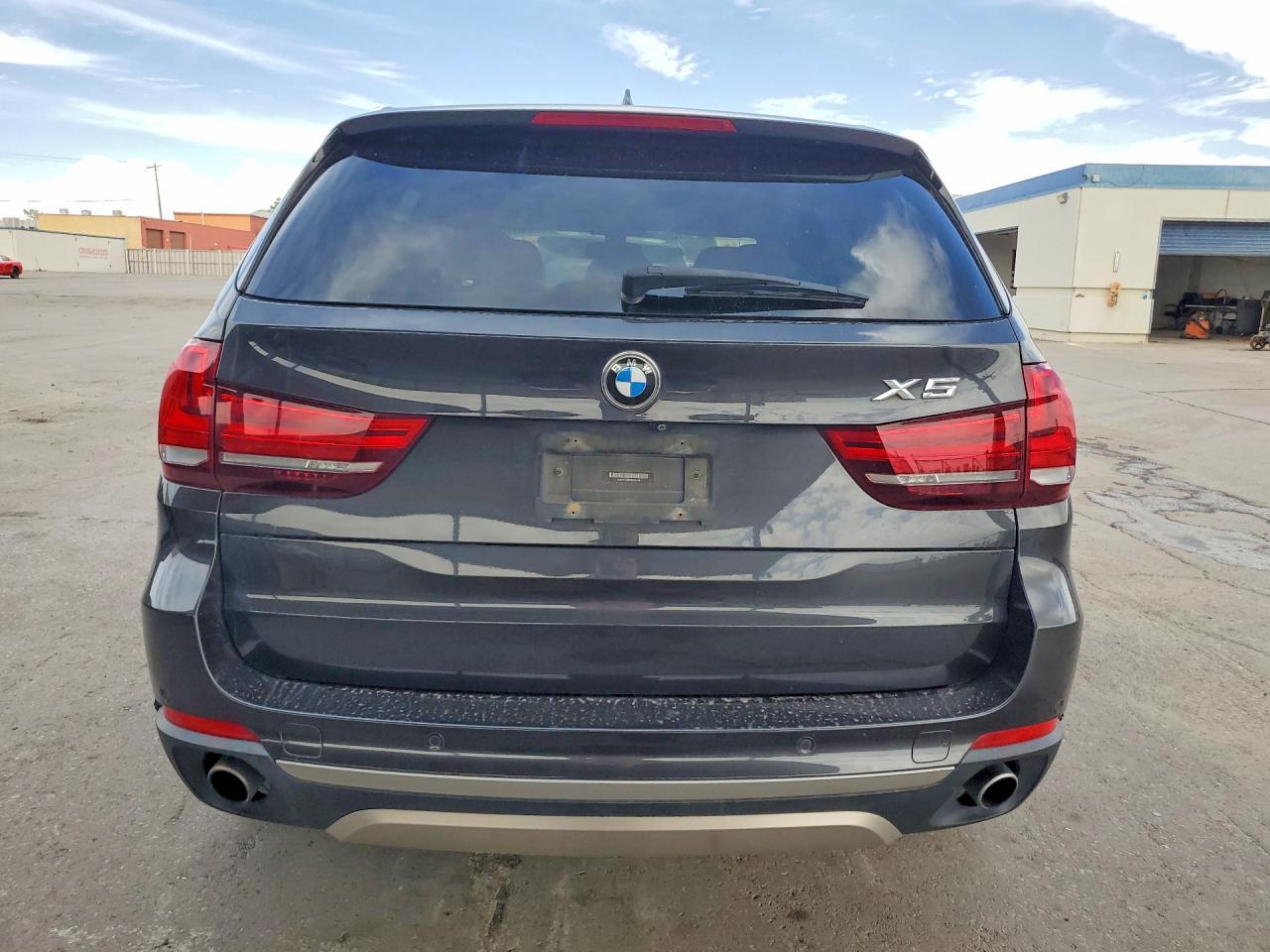 2017 BMW X5 xDrive35I - zdjęcie 6