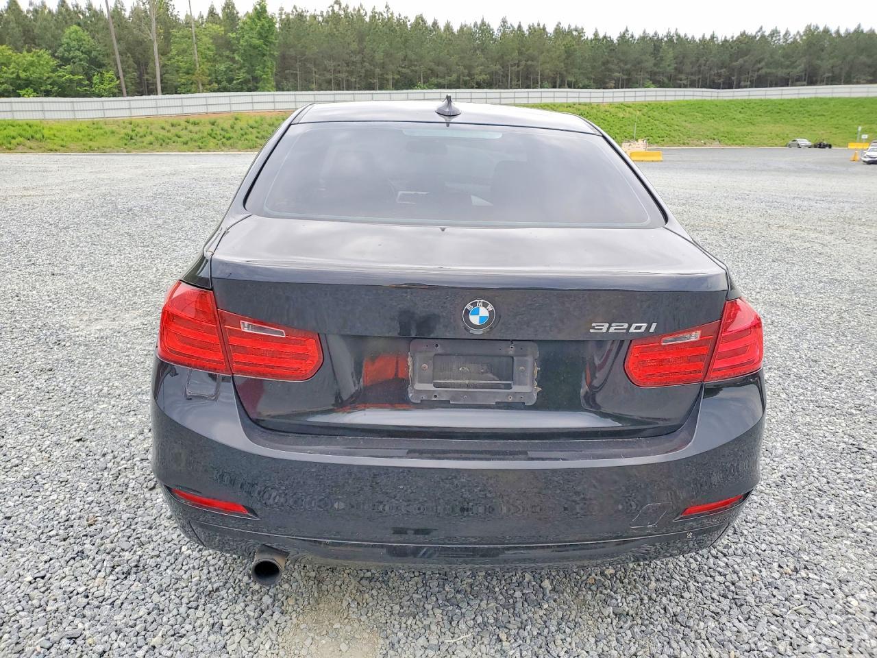2015 BMW 320 I - zdjęcie 6