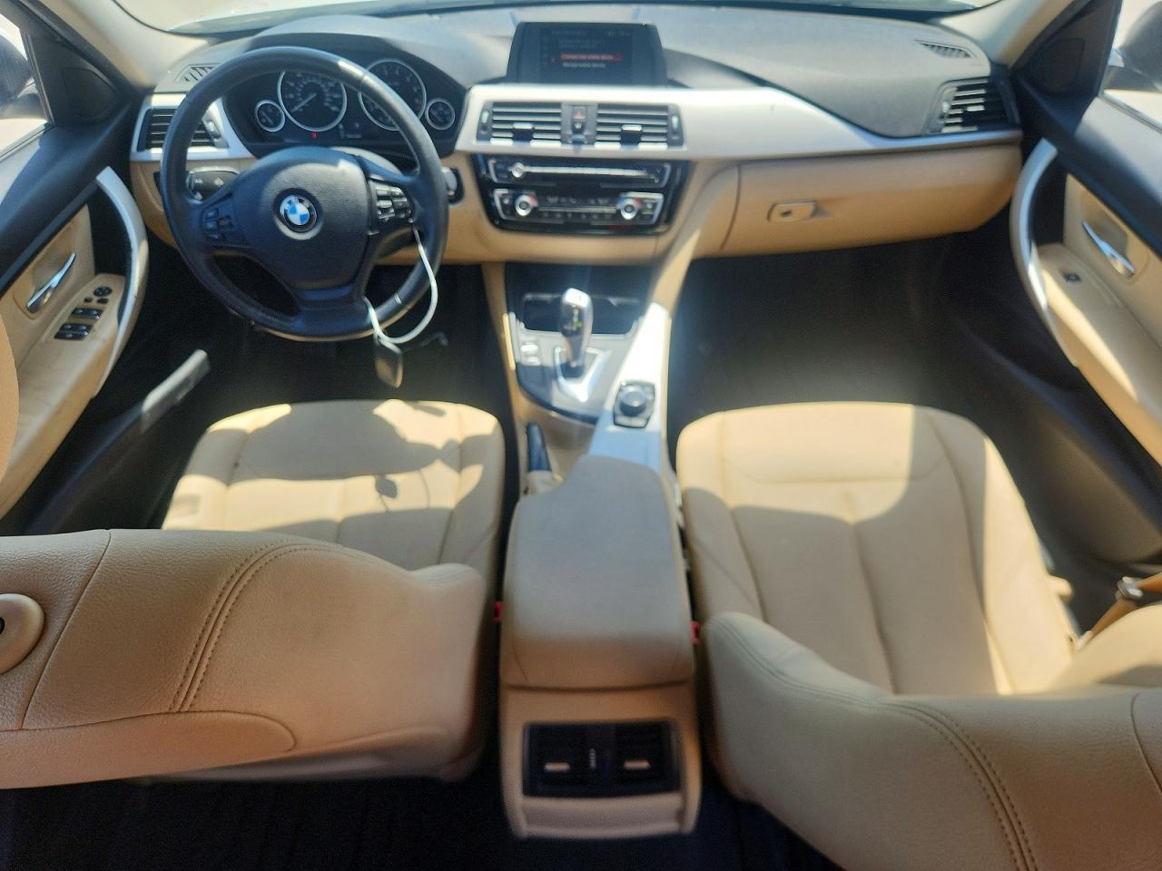 2018 BMW 320 I - zdjęcie 8