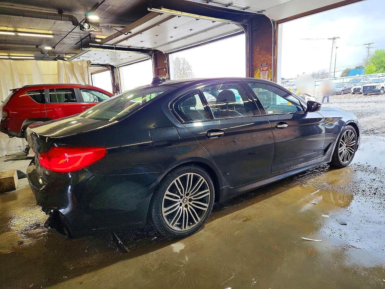 2017 BMW 530 Xi - zdjęcie 3