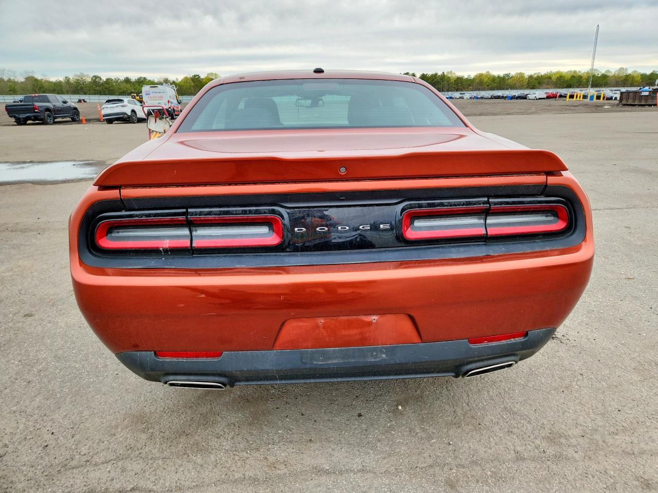2021 Dodge Challenger Sxt - zdjęcie 6
