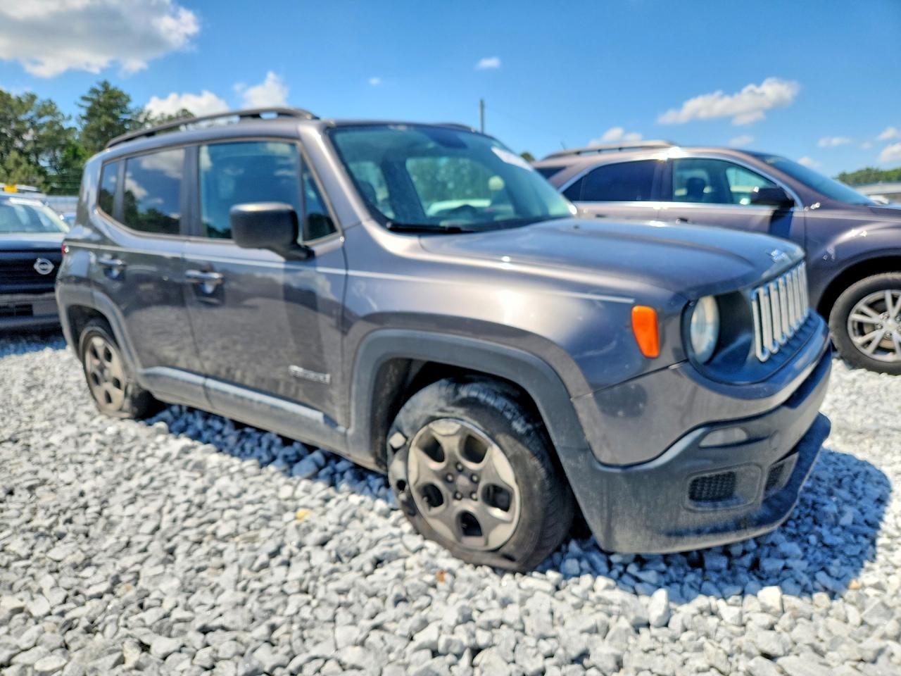 2016 Jeep Renegade Sport - zdjęcie 4