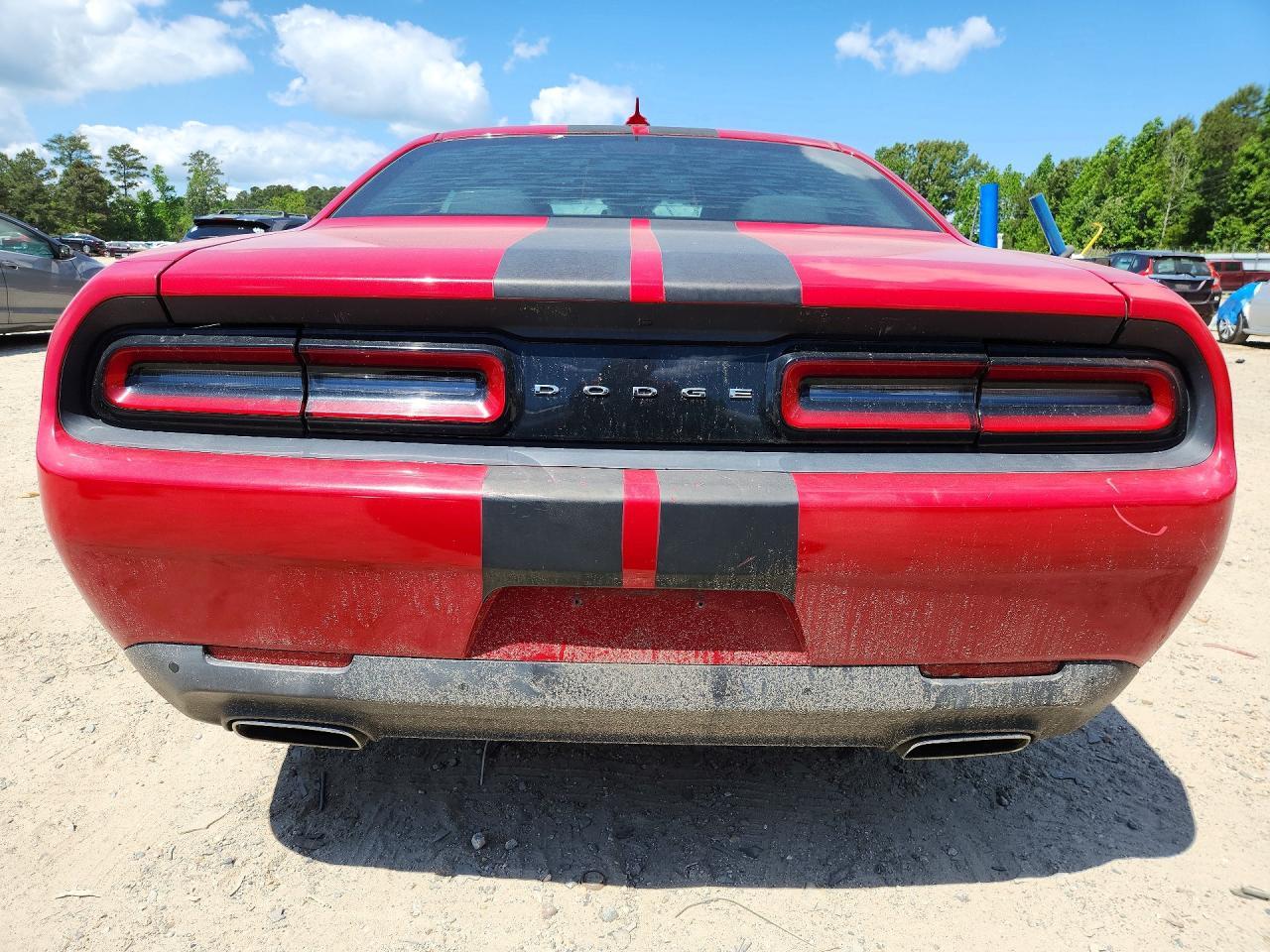 2017 Dodge Challenger Sxt - zdjęcie 6