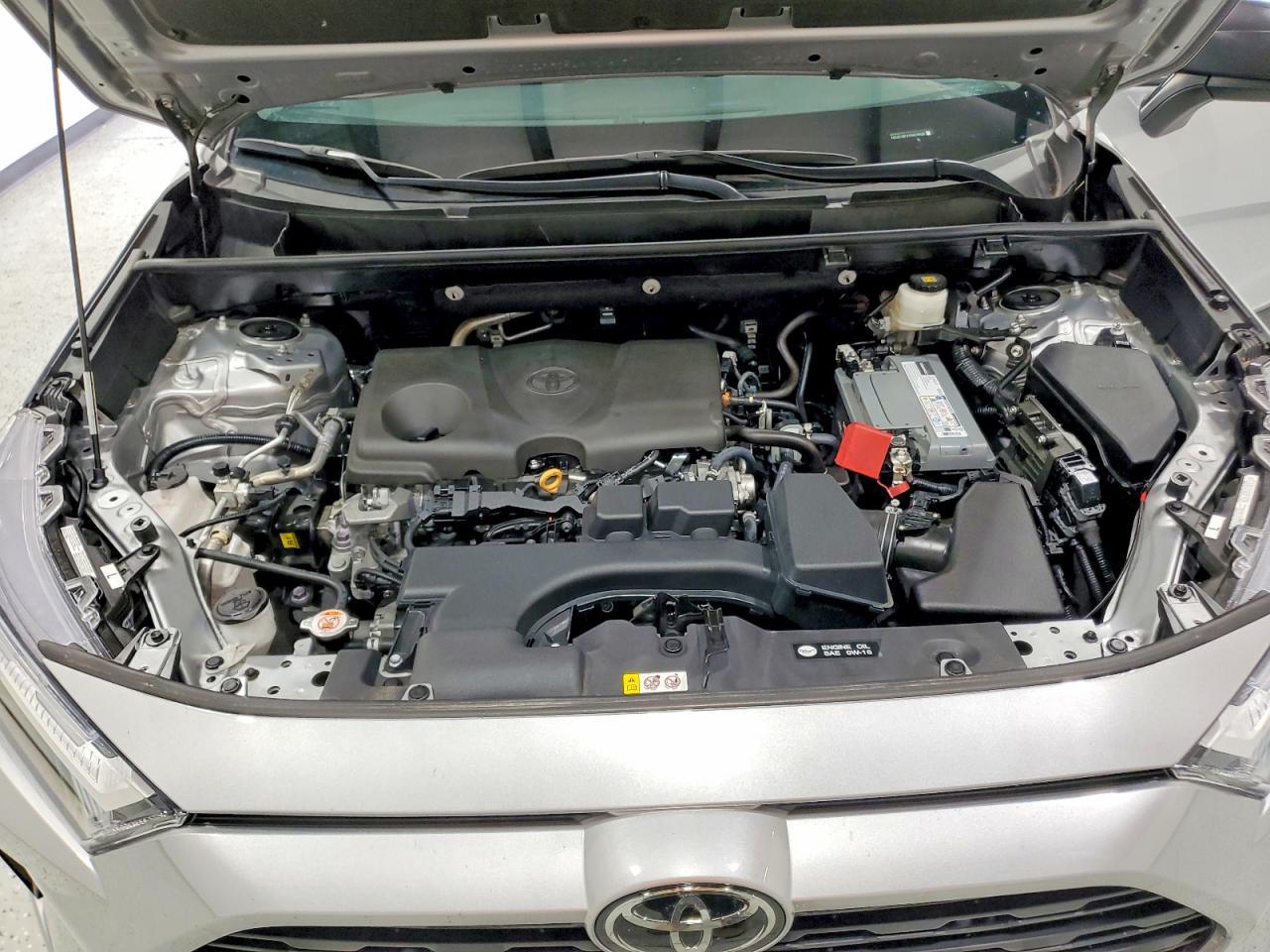 2025 Toyota Rav4 Le - zdjęcie 12