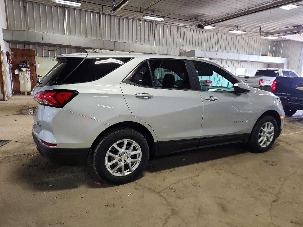 2022 Chevrolet Equinox Lt - zdjęcie 3