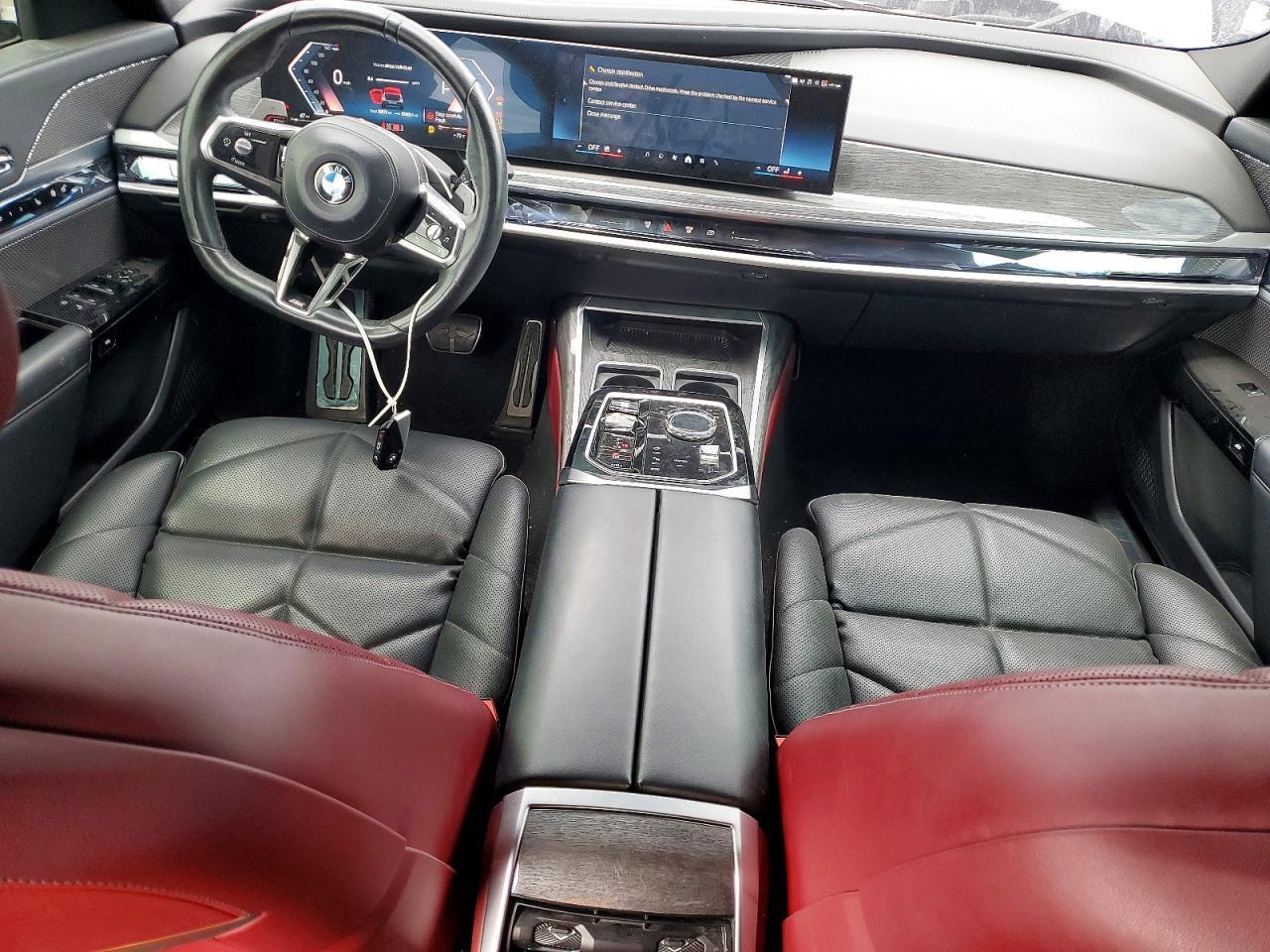 2023 BMW 740I - zdjęcie 8
