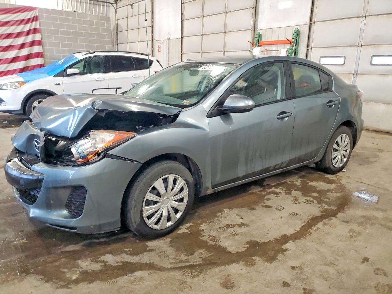 2013 Mazda 3 I - zdjęcie główne