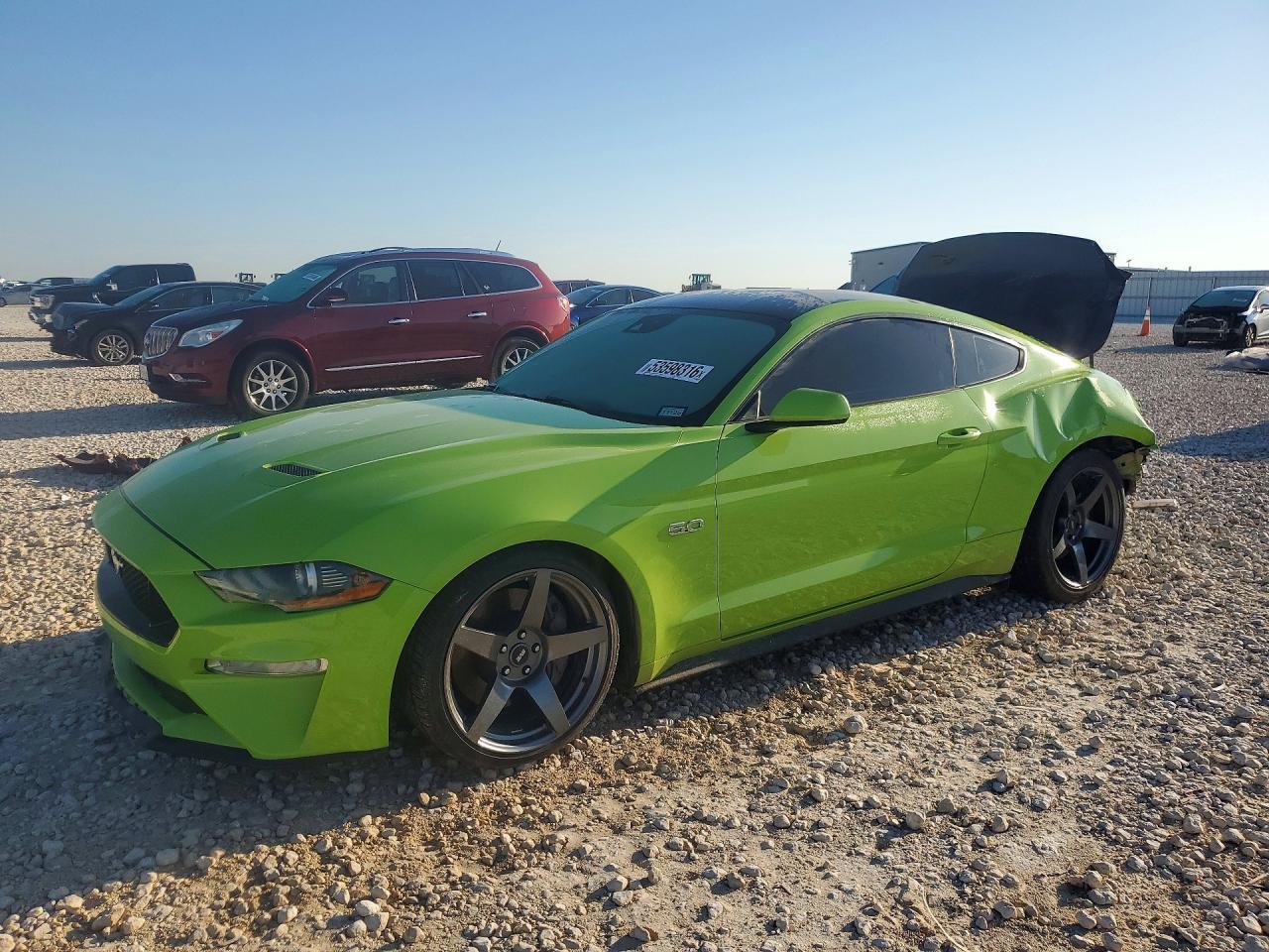 2020 Ford Mustang Gt - zdjęcie główne
