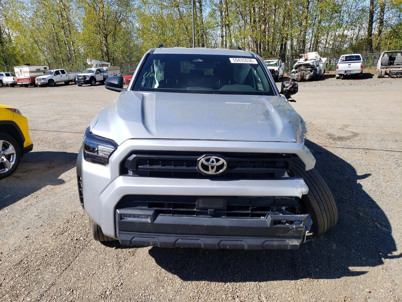 2025 Toyota 4Runner Sr5 - zdjęcie 5