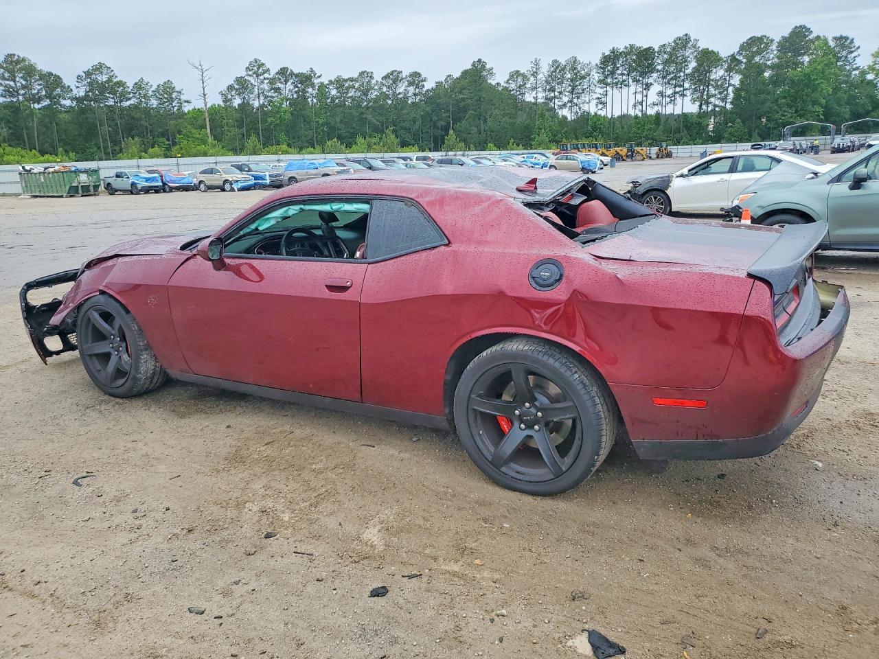 2022 Dodge Challenger - zdjęcie 2