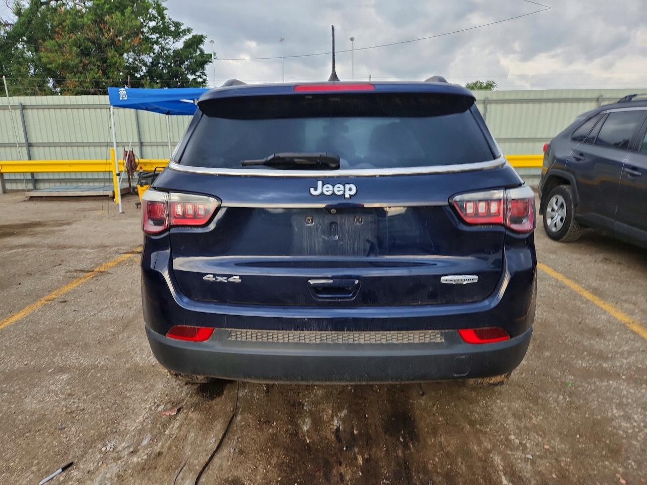2018 Jeep Compass Latitude - zdjęcie 6