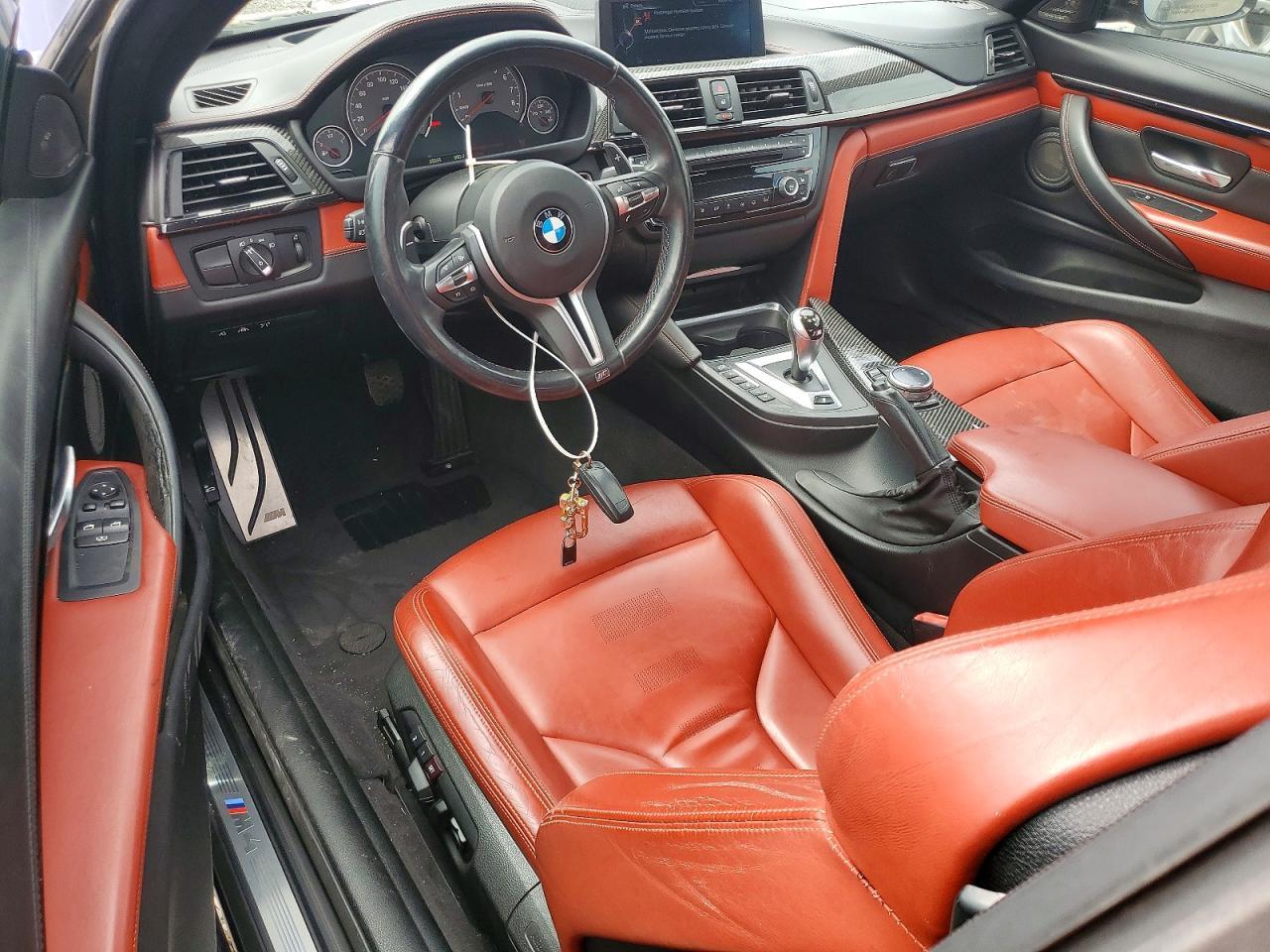 2015 BMW M4 - zdjęcie 8