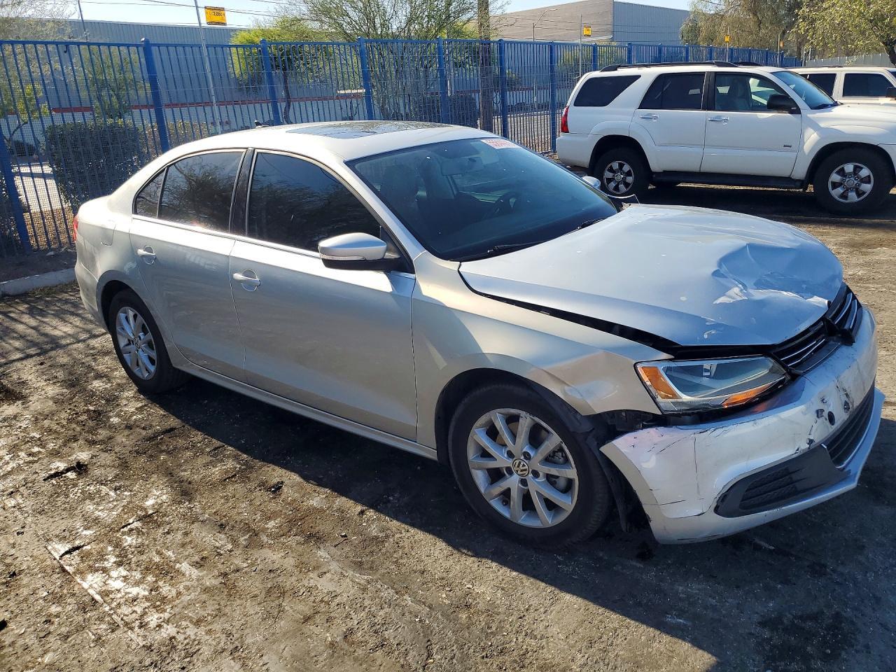 2013 Volkswagen Jetta Se - zdjęcie 4
