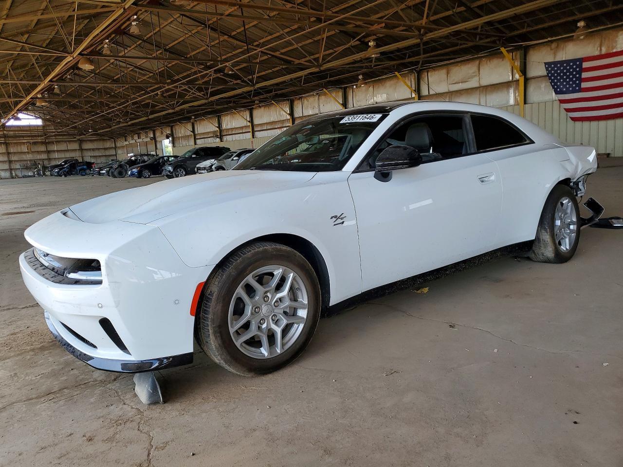 2025 Dodge Charger Daytona R - zdjęcie główne