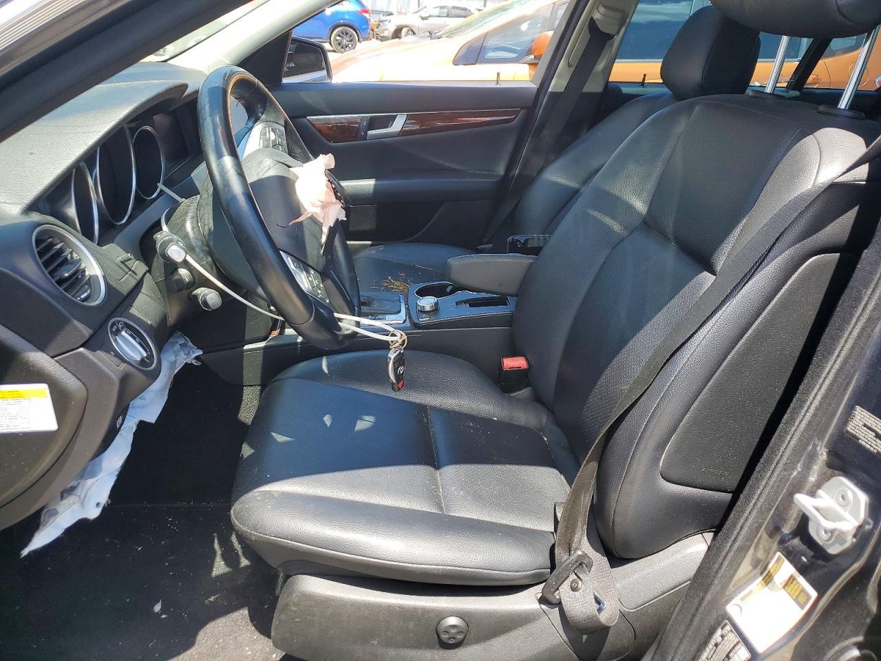 2013 Mercedes-Benz C 300 4Matic - zdjęcie 7