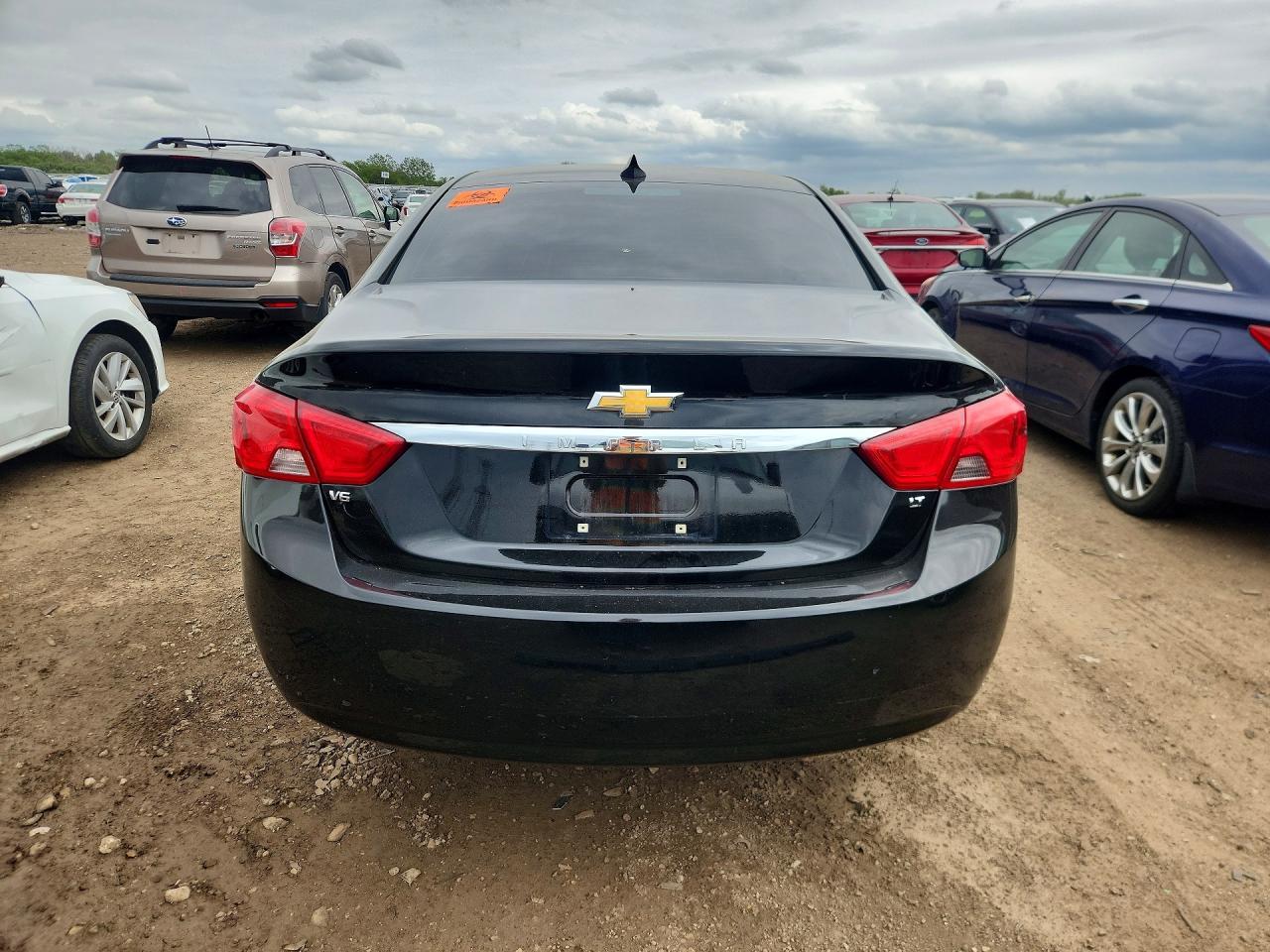 2020 Chevrolet Impala Lt - zdjęcie 11