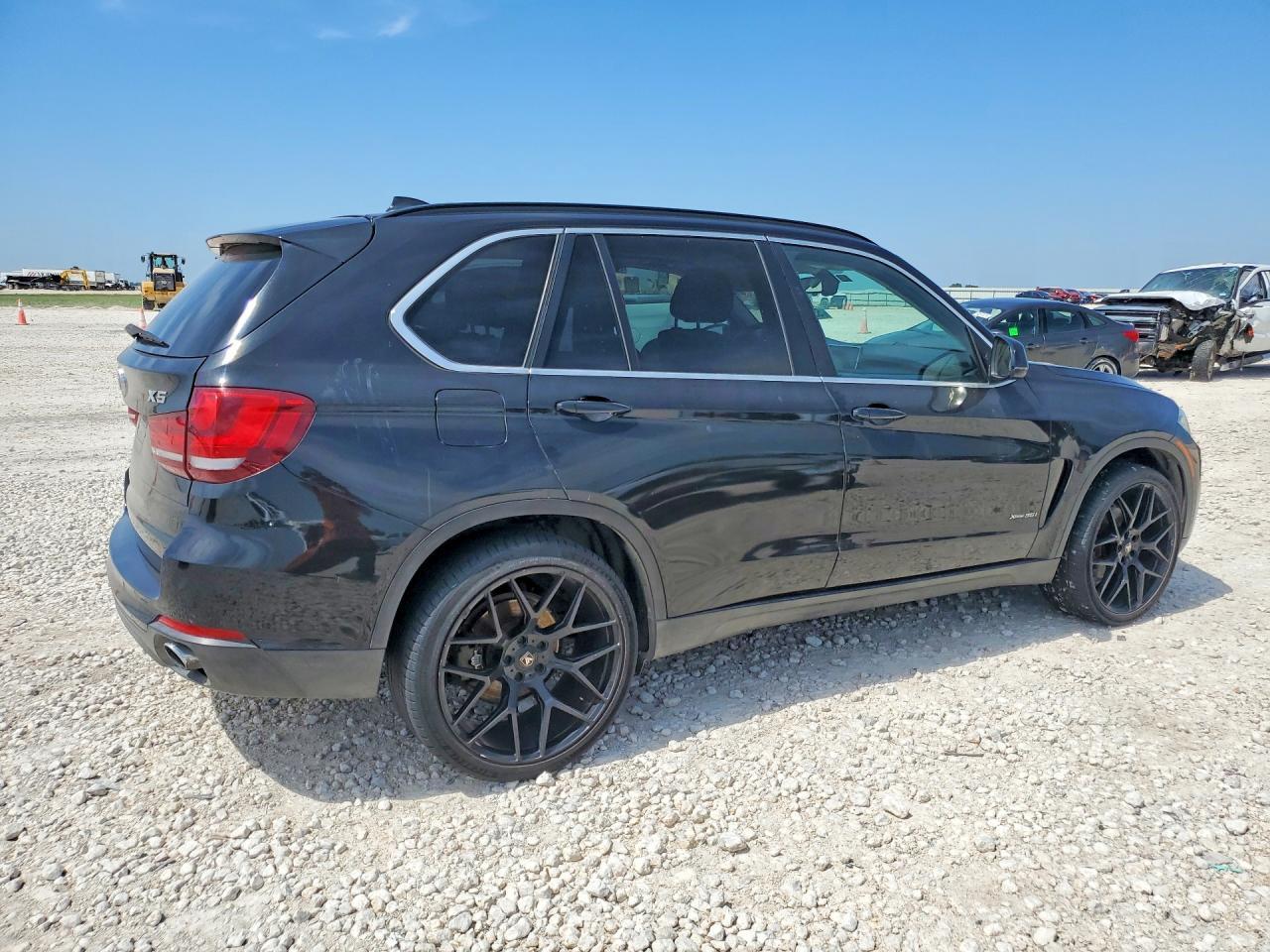 2015 BMW X5 xDrive35I - zdjęcie 3