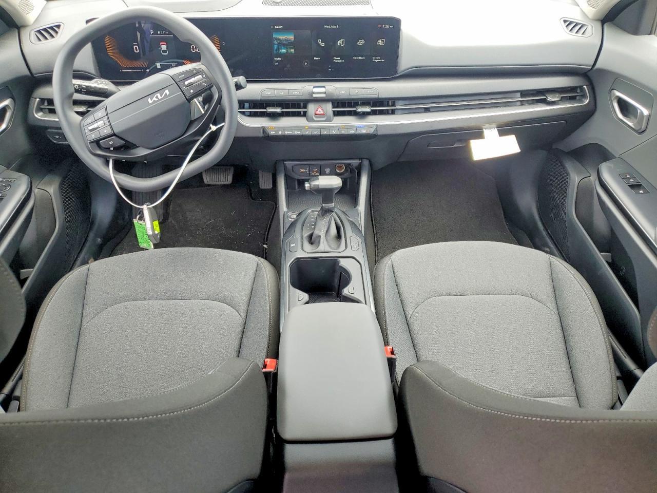 2025 Kia K4 Lxs - zdjęcie 8