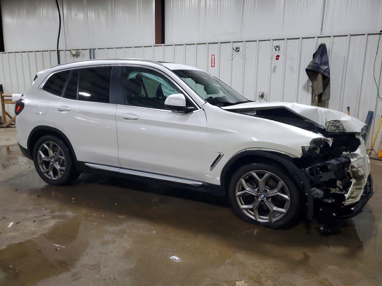 2024 BMW X3 xDrive30I - zdjęcie 4