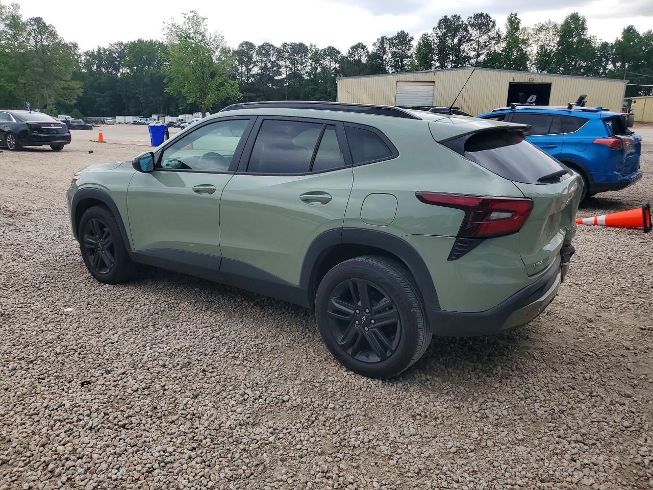 2025 Chevrolet Trax Activ - zdjęcie 2