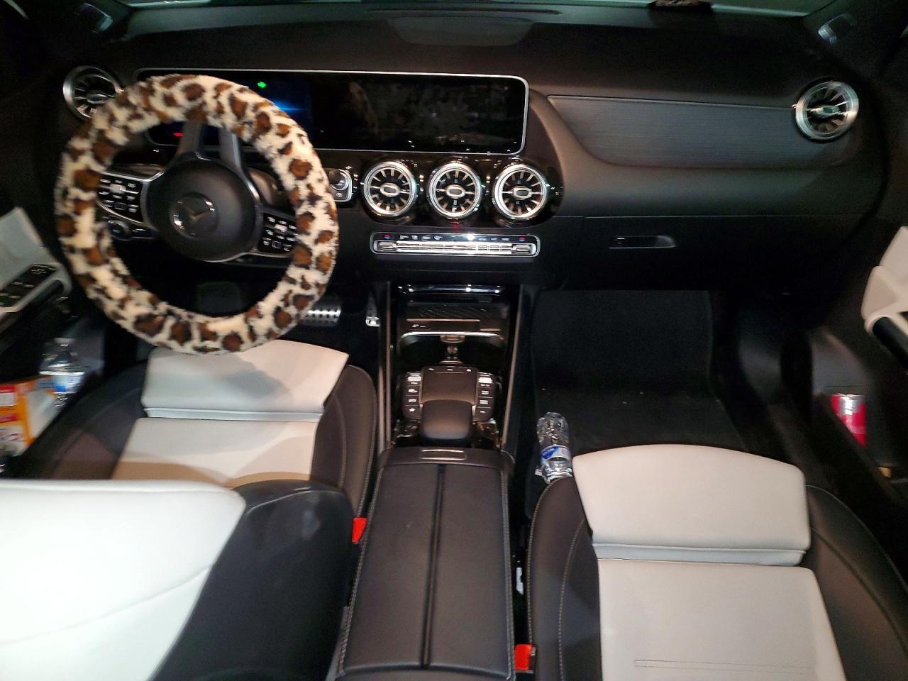 2021 Mercedes-Benz Gla 250 - zdjęcie 8