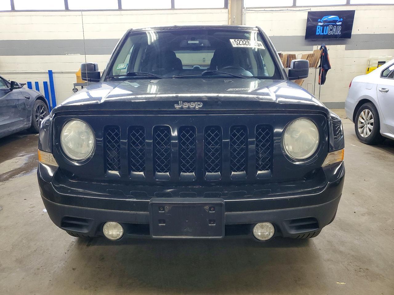 2014 Jeep Patriot Latitude - zdjęcie 5