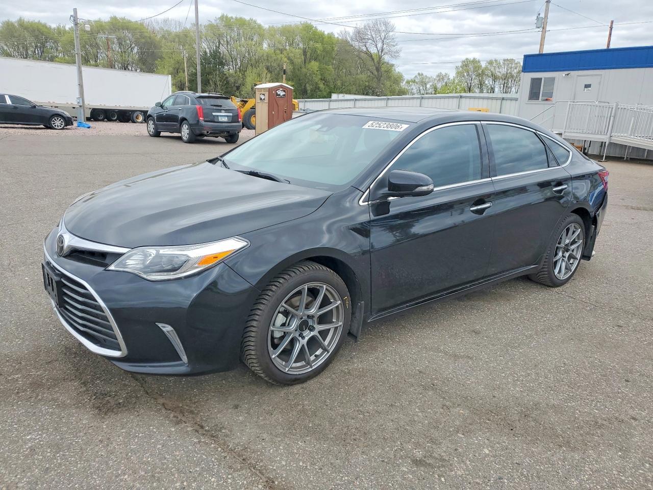 2017 Toyota Avalon Limited - zdjęcie główne