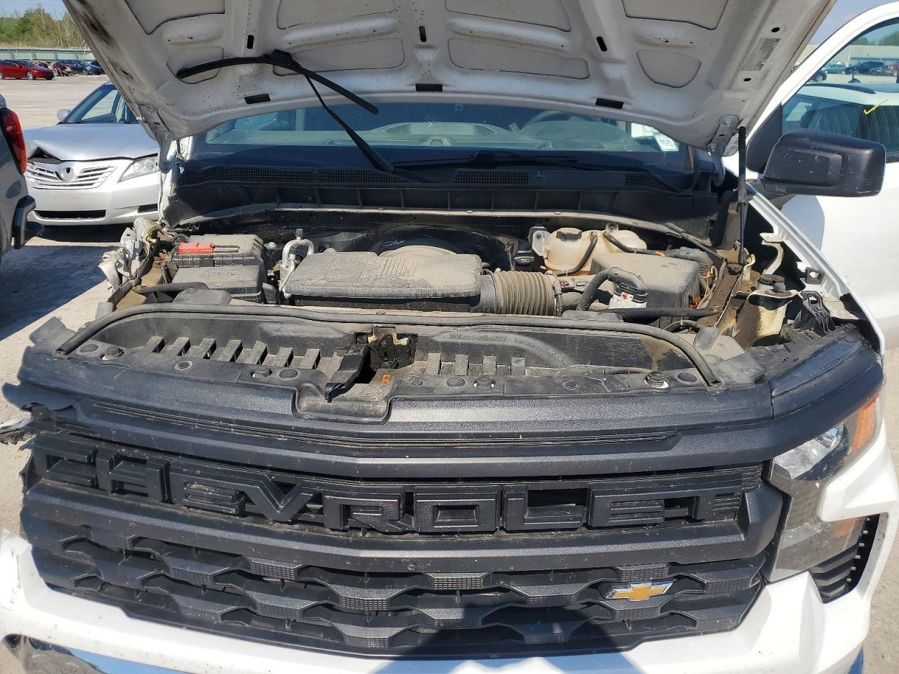 2022 Chevrolet Silverado C1500 - zdjęcie 11