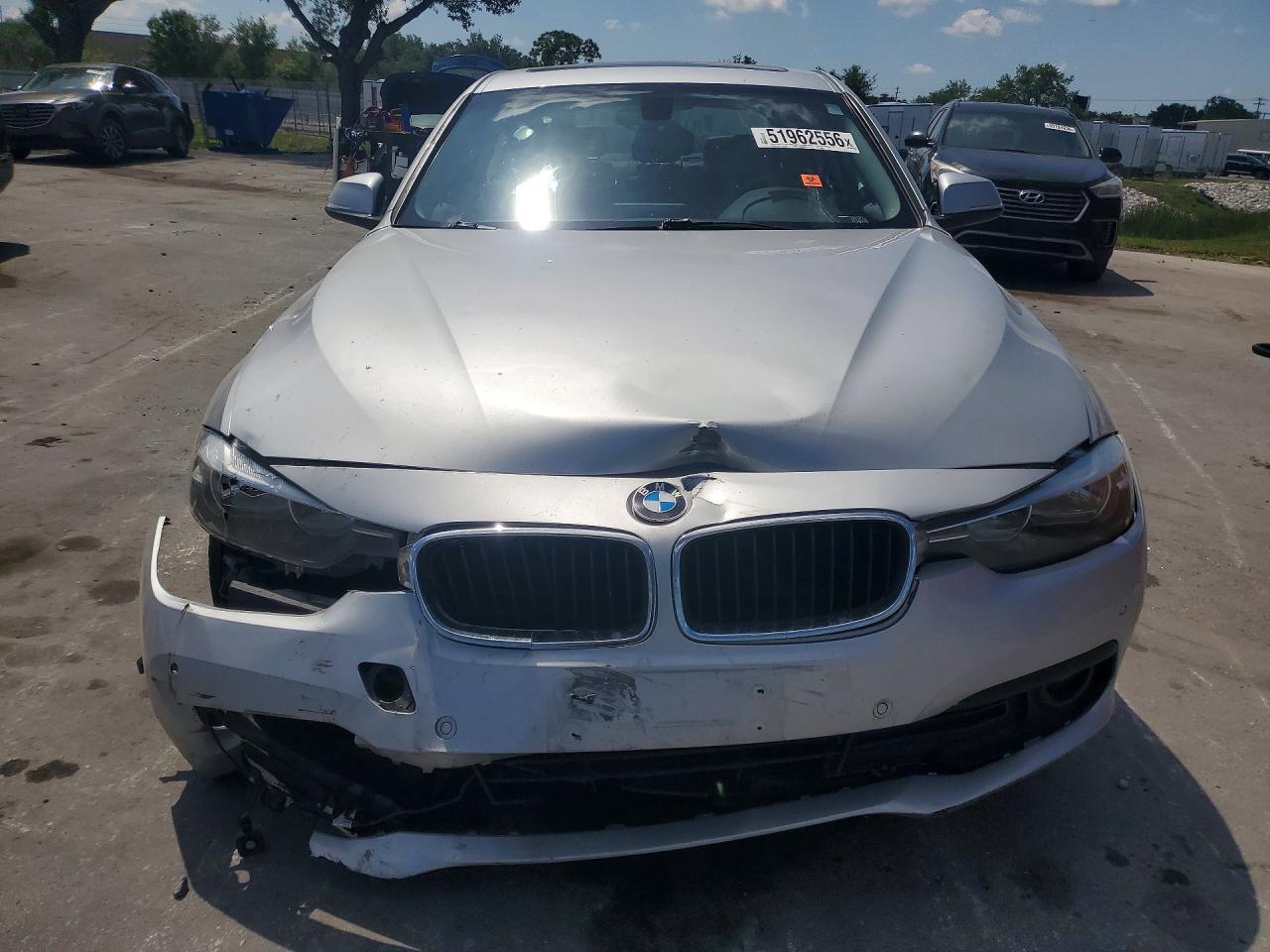 2017 BMW 320 Xi - zdjęcie 5