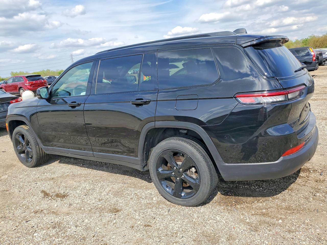 2025 Jeep Grand Cherokee L Laredo - zdjęcie 2
