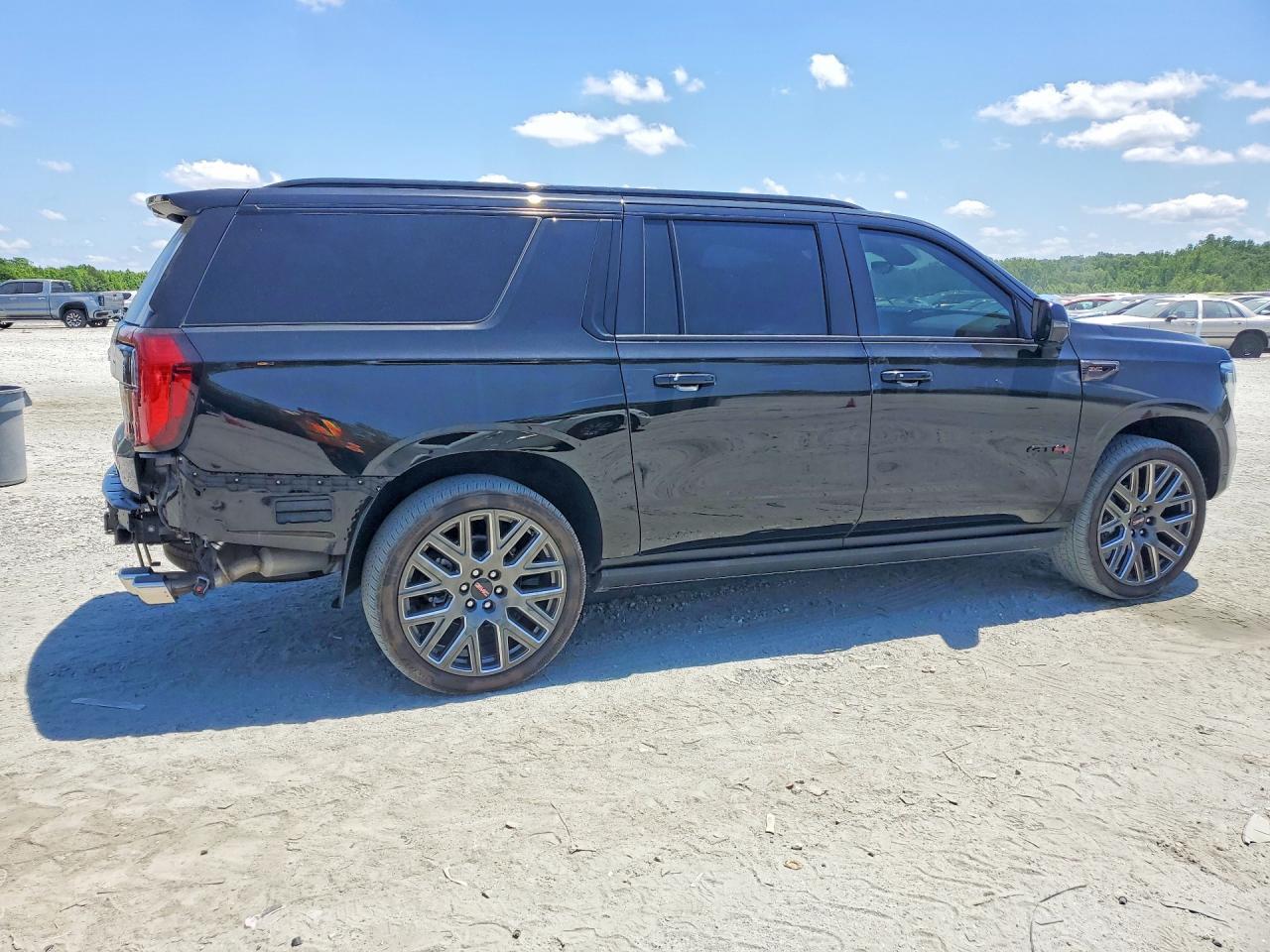 2025 GMC Yukon Xl At4 Ultimate - zdjęcie 3