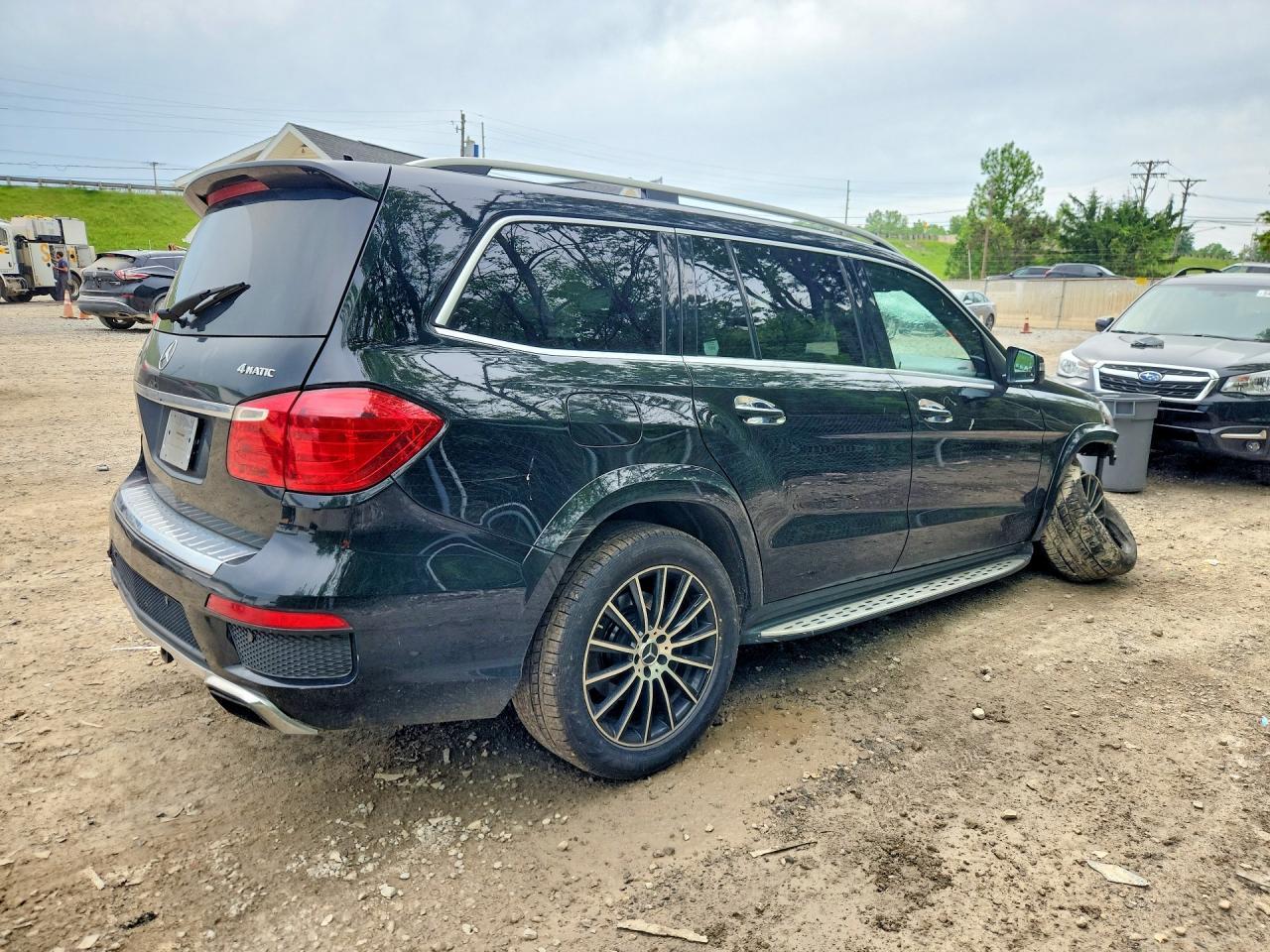 2014 Mercedes-Benz Gl 550 4Matic - zdjęcie 3