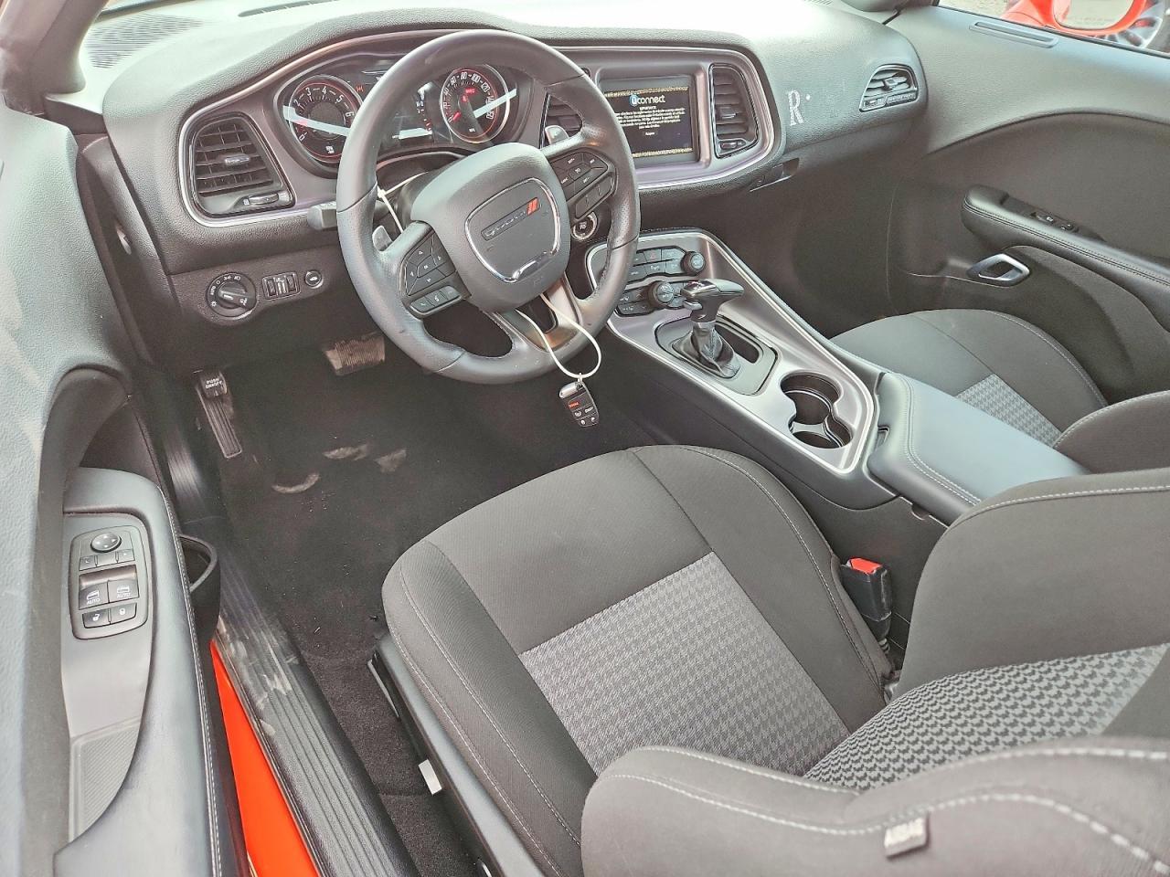 2022 Dodge Challenger Gt - zdjęcie 8