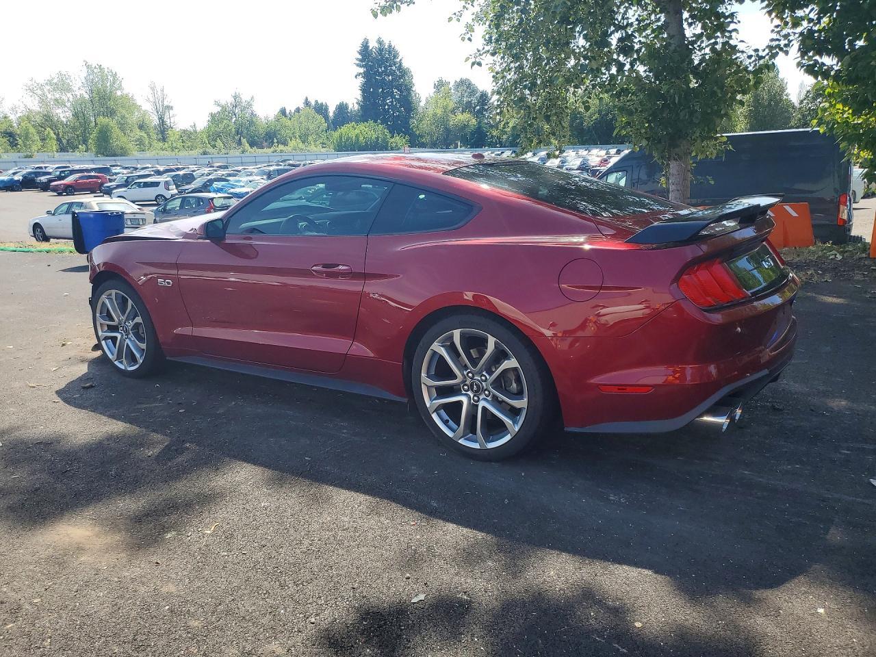 2019 Ford Mustang Gt - zdjęcie 2
