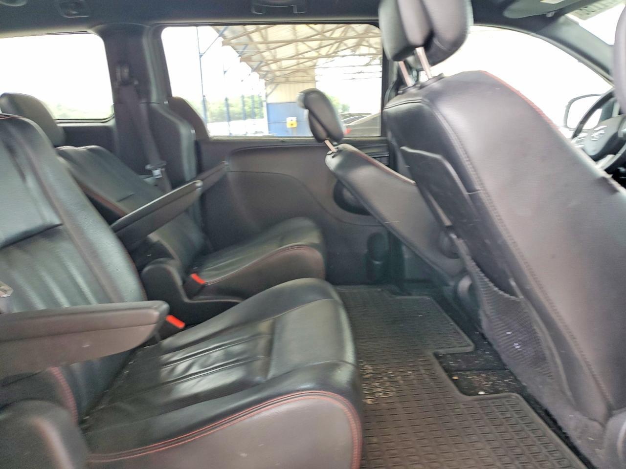2019 Dodge Grand Caravan Gt - zdjęcie 10