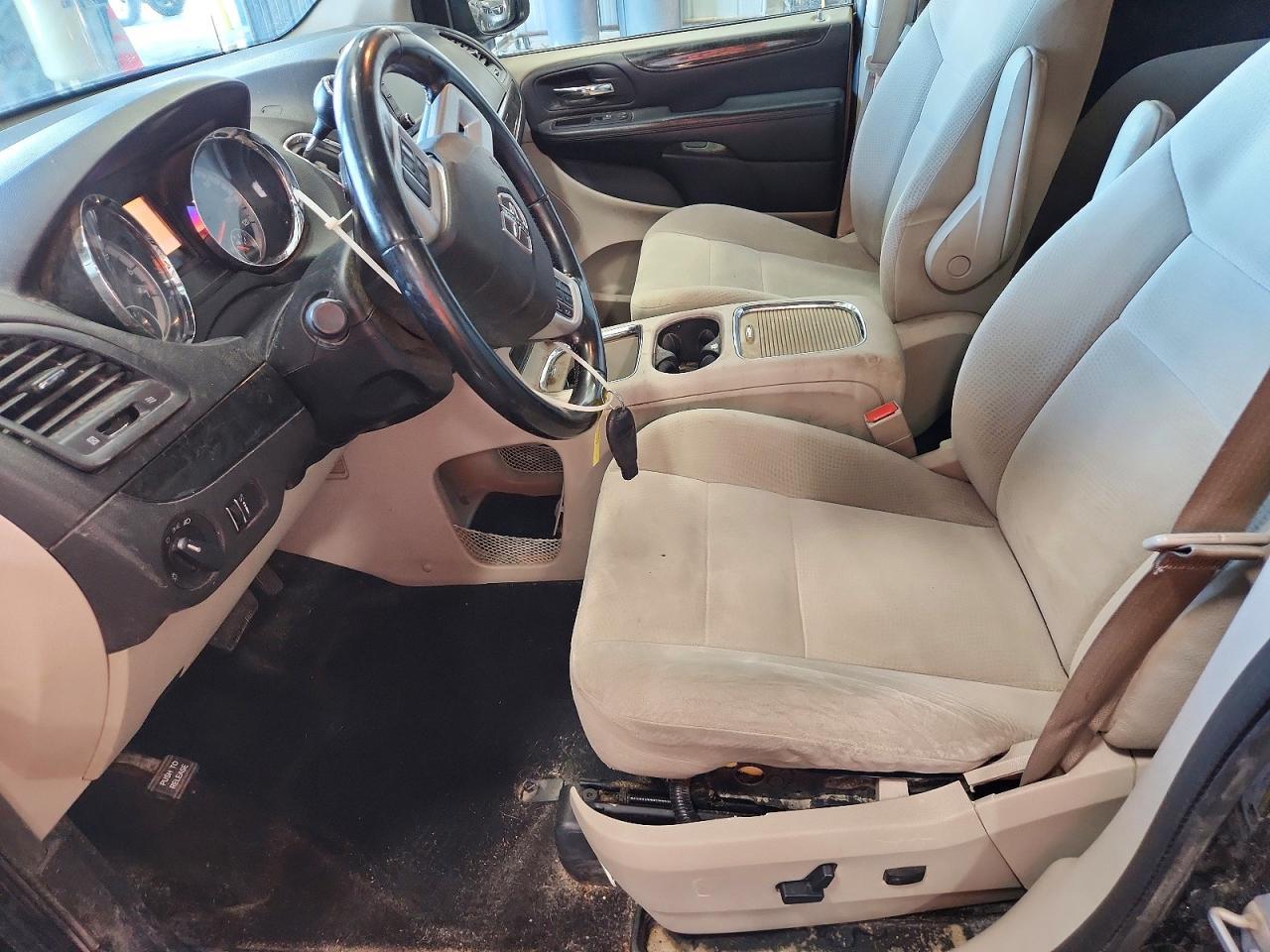 2016 Dodge Grand Caravan Sxt - zdjęcie 7