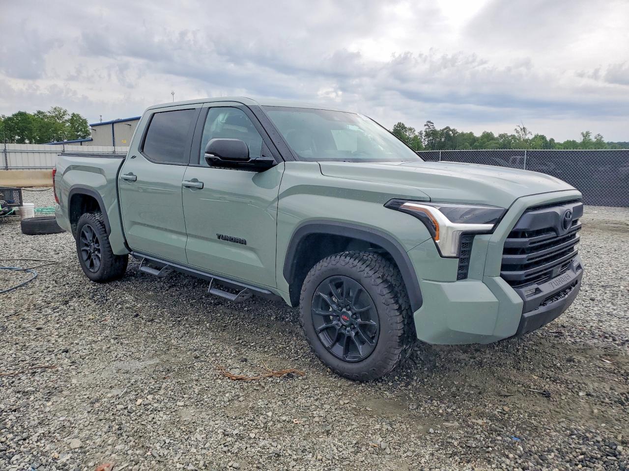 2025 Toyota Tundra Sr5 - zdjęcie 4
