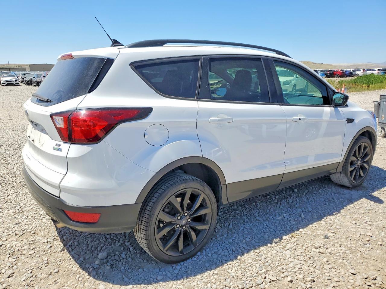 2019 Ford Escape Se - zdjęcie 3