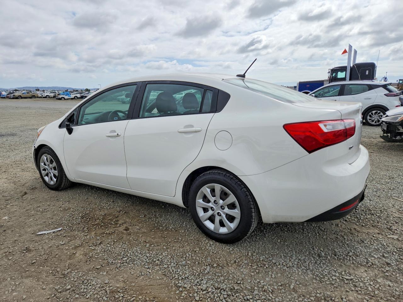 2015 Kia Rio Lx - zdjęcie 2