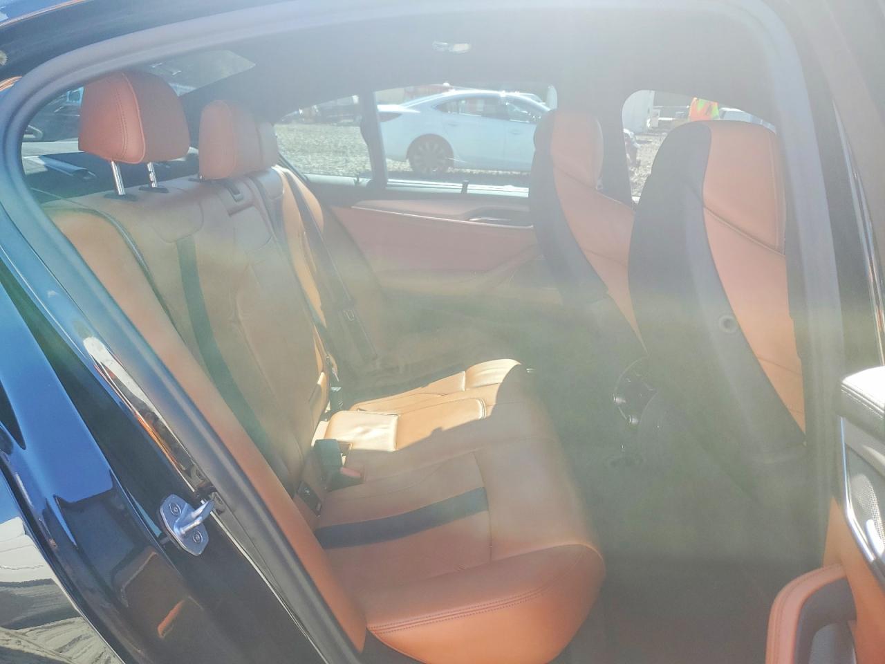 2019 BMW M5 - zdjęcie 10