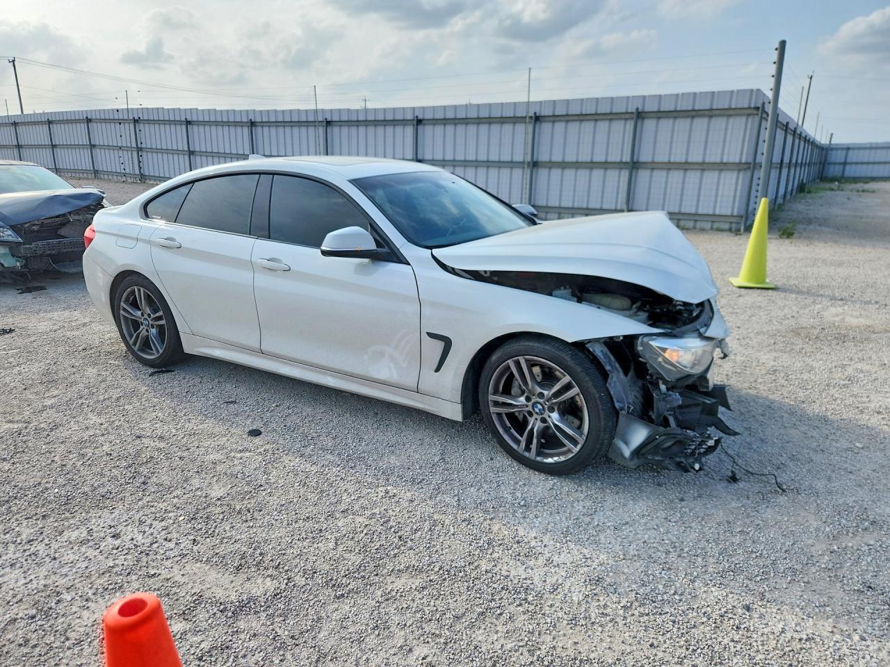 2016 BMW 435 I Gran Coupe - zdjęcie 4