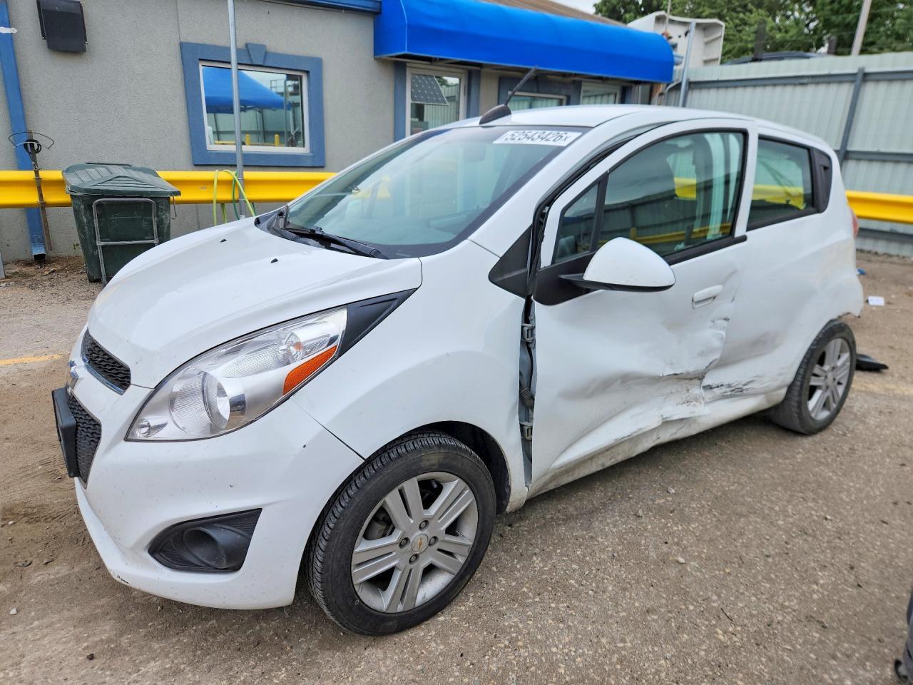 2015 Chevrolet Spark Ls - zdjęcie główne